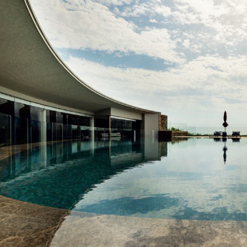 Blu Pool Lounge & Bar
