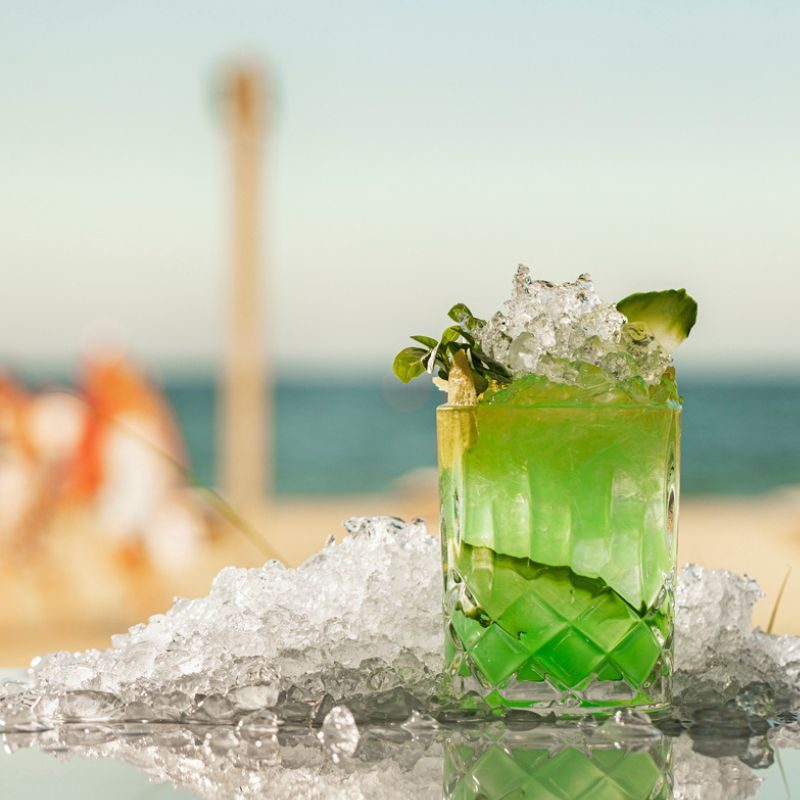 V.Bar at the Beach